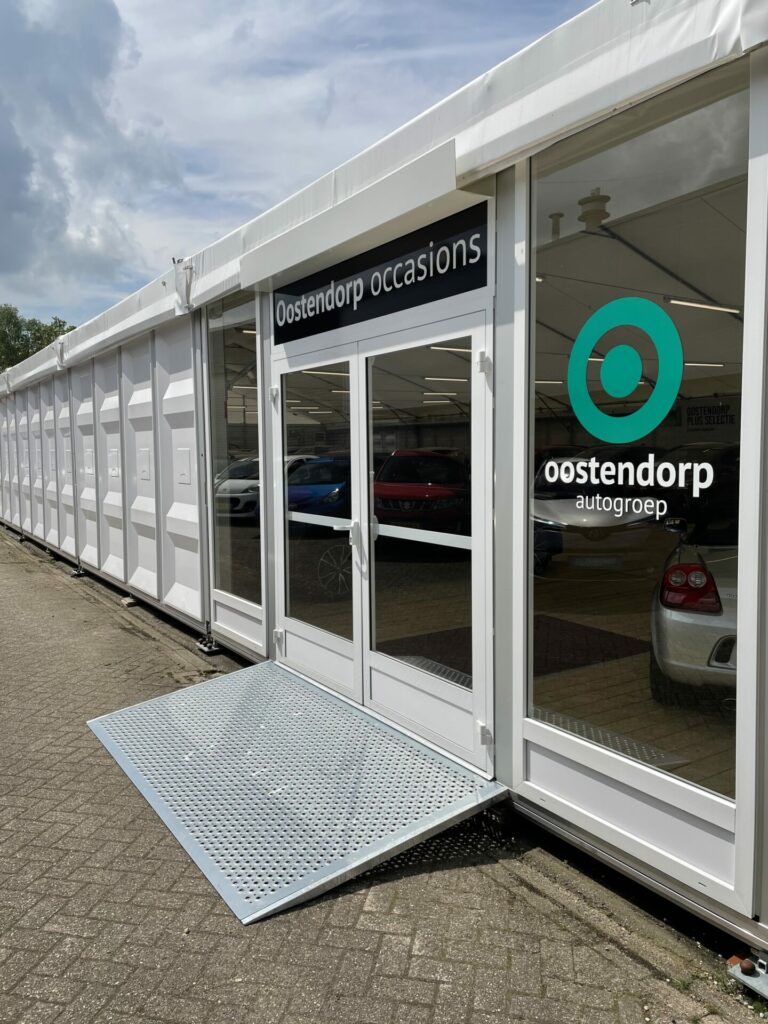 Showroom Oostendorp autogroep